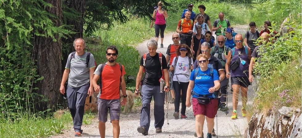 Trekking inclusivo, un cammino di 100 chilometri da Madonna di Campiglio e Trento: partito il Cammino di San Vili